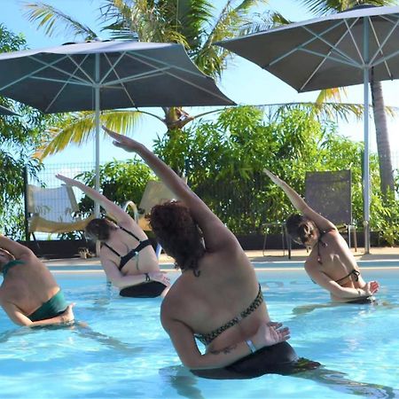ホテル Latitude 21 サンジルレバン エクステリア 写真